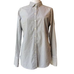 Banana Republic size 8 Riley Tailored fit white and gray stripe button up blouse